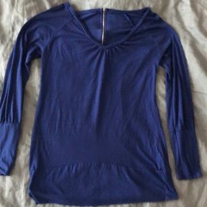 Cozy long sleeve with zipper back